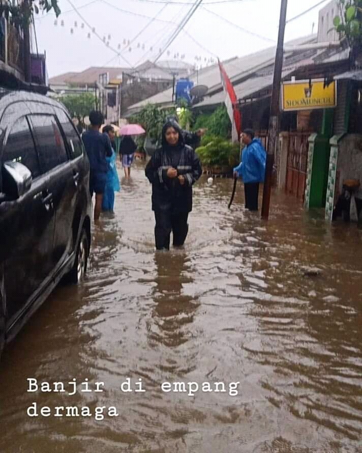 17. Banjir di Empang Dermaga