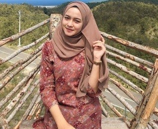 Bersabar Saja dan Tidak Usah Menggerutu, Karena Pasti Ada Banyak Hikmah Dibalik Masalah Yang Datang